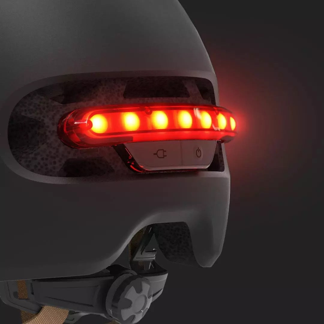 Verstel- & oplaadbare LED helm
